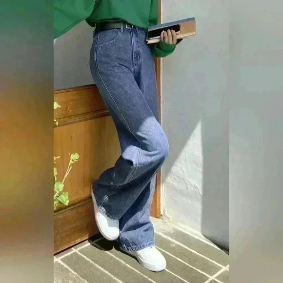 P7010 shein high rise medium wash mom jeans size large / 30 in - Picture 3 of 4